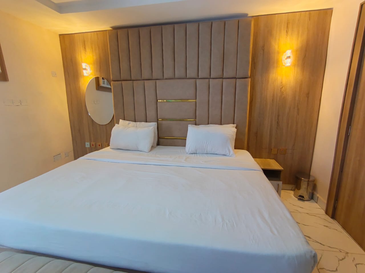 Executive Royale 3